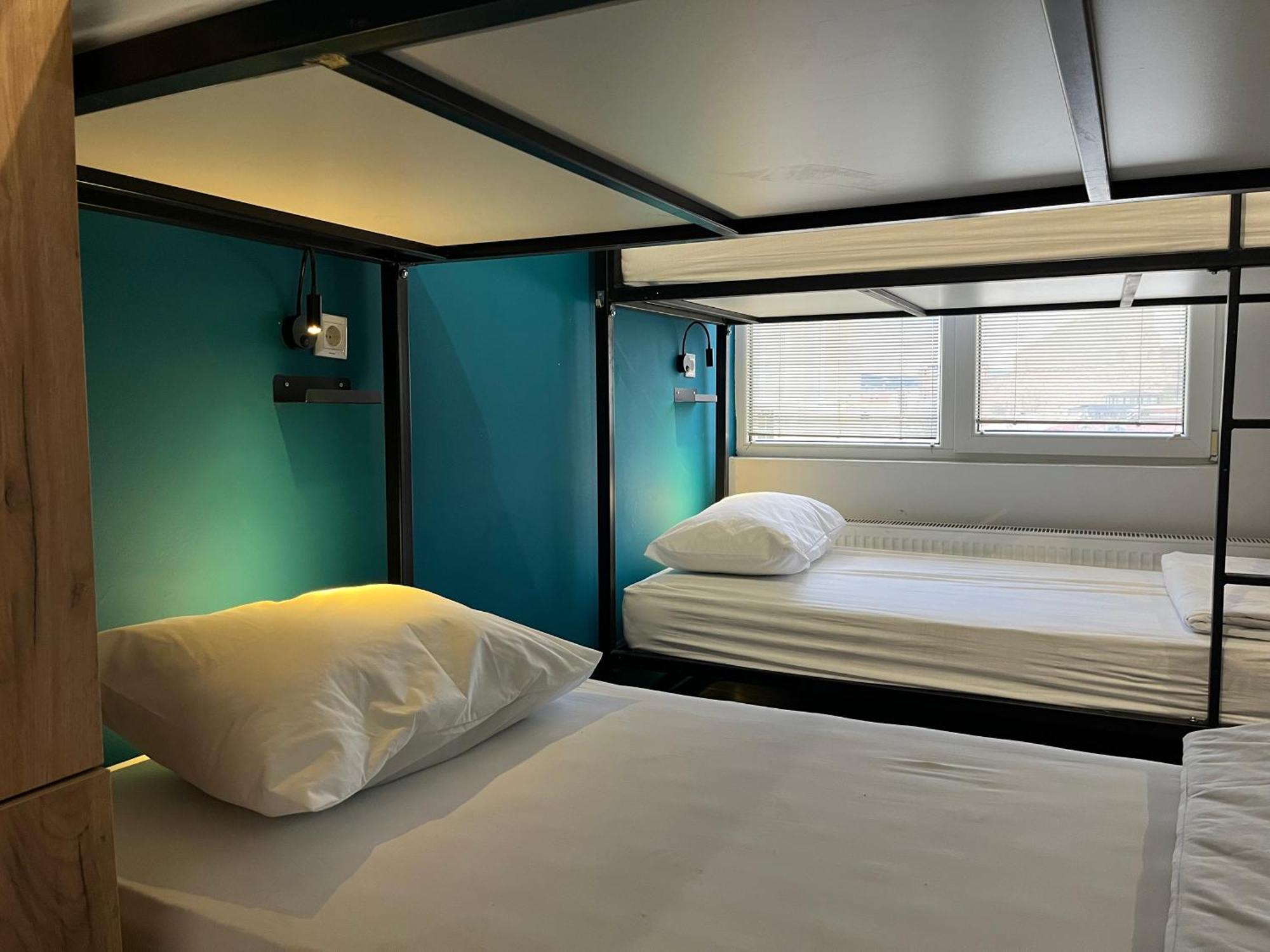Mickitos Urban Hostel Skopje Zewnętrze zdjęcie
